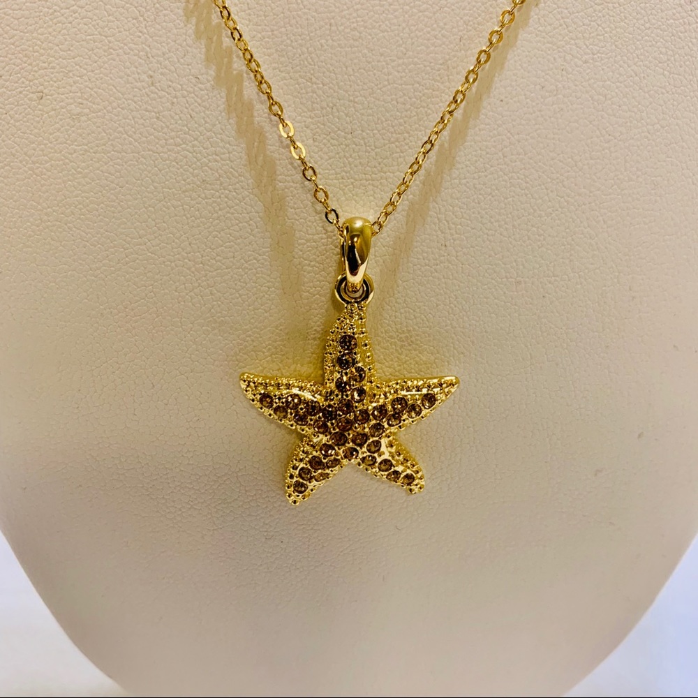 NWT Gold Crystal Starfish Necklace